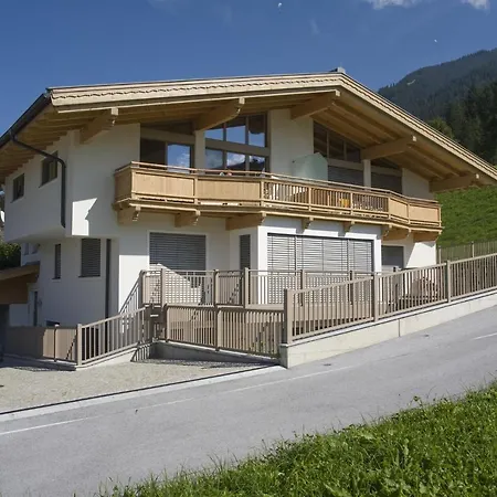 Gertraud Apartman *